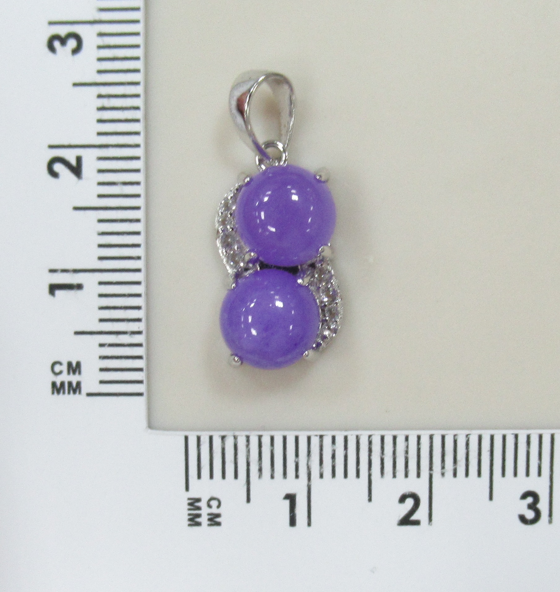 Серебряная подвеска с лавандовыми жадеитами